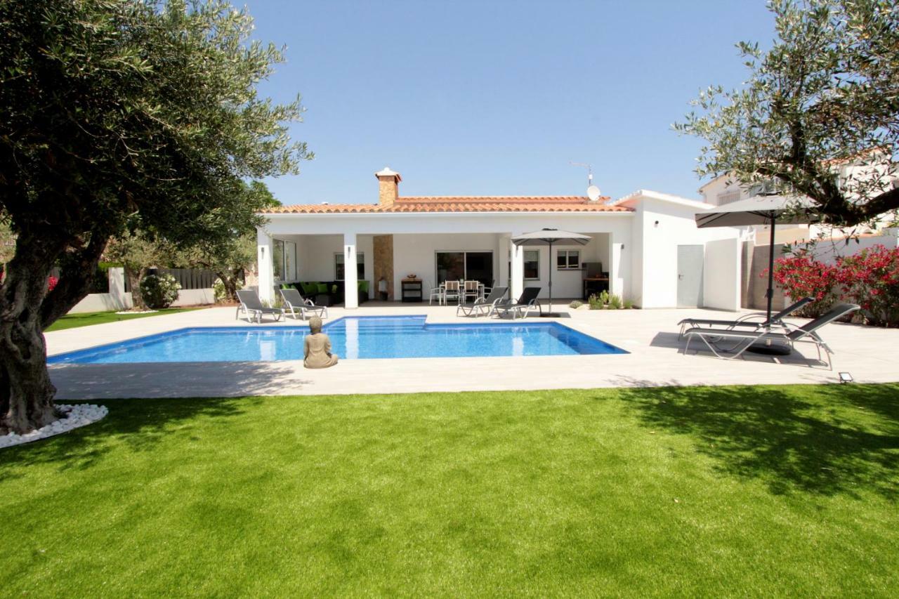 Leon Inmo Villa Magna - 12262 Empuriabrava Exterior photo